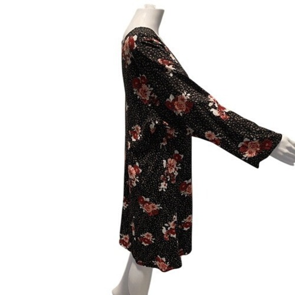 Torrid Dark Floral Keyhole Dress 3X - Picture 4 of 10